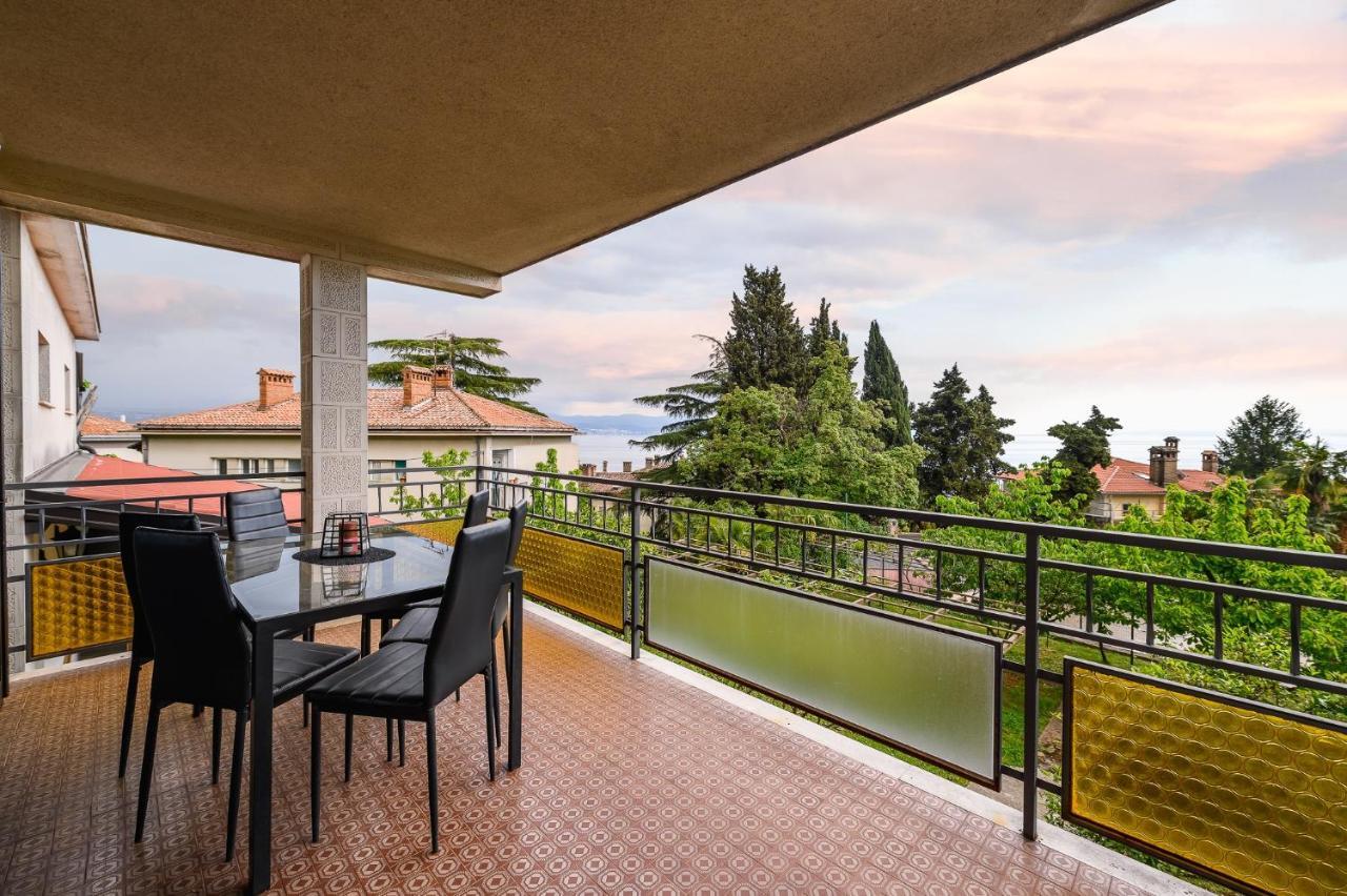 Apartments With A Parking Space Lovran, Opatija - 7869 Exteriör bild